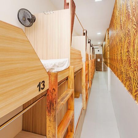 Sahara Dormitory Stay-Near Nesco Bombay Exhibition Centre المظهر الخارجي الصورة