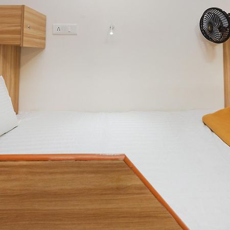 Sahara Dormitory Stay-Near Nesco Bombay Exhibition Centre المظهر الخارجي الصورة
