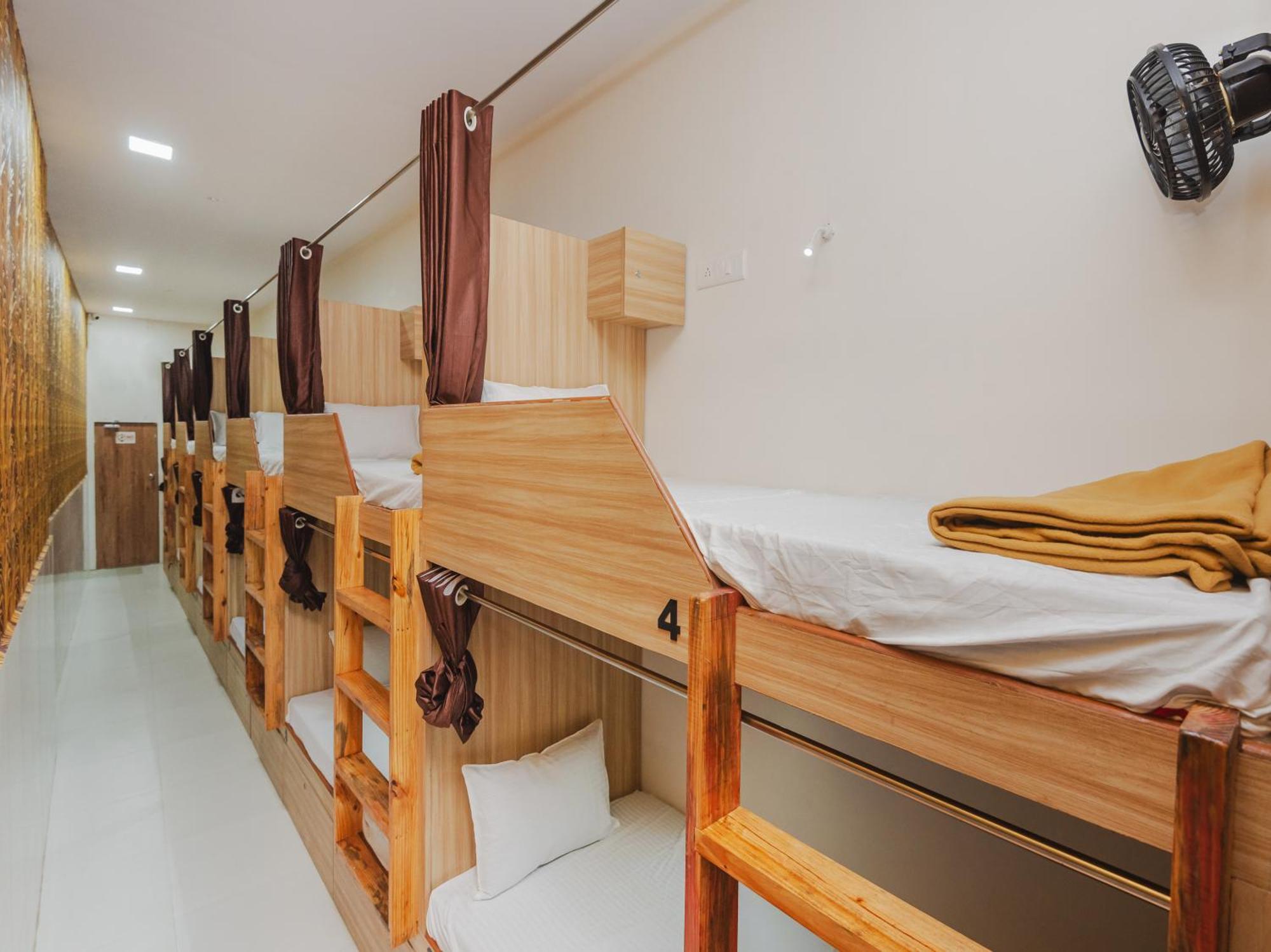 Sahara Dormitory Stay-Near Nesco Bombay Exhibition Centre المظهر الخارجي الصورة