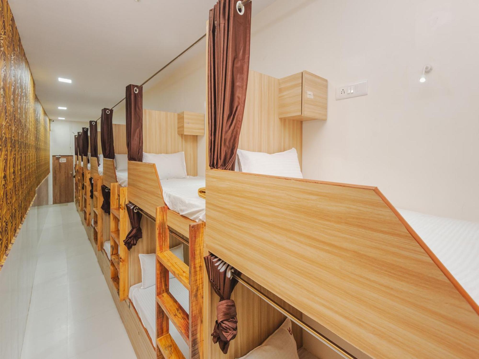 Sahara Dormitory Stay-Near Nesco Bombay Exhibition Centre المظهر الخارجي الصورة